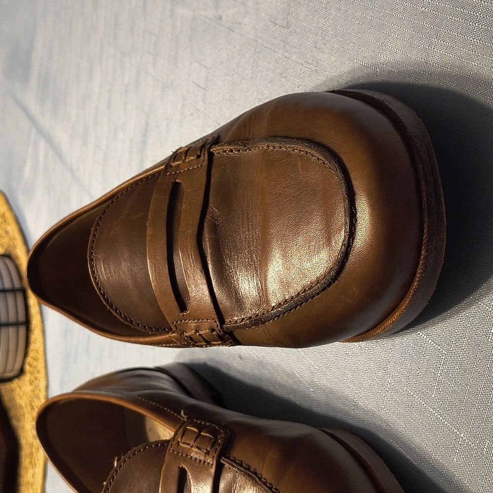 J. Crew Women's Tan Leather Slip-On Loafers Size 9 Women's - Picture 2 of 5